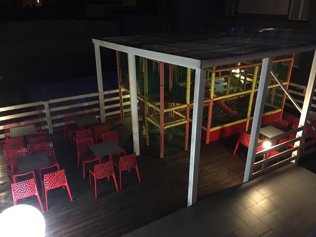 Pokoje Goscinne Dask Aqua Holiday Леба Экстерьер фото