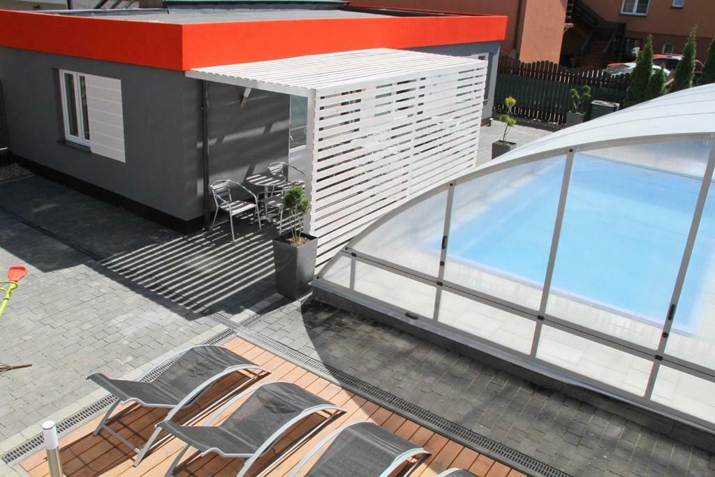 Pokoje Goscinne Dask Aqua Holiday Леба Экстерьер фото